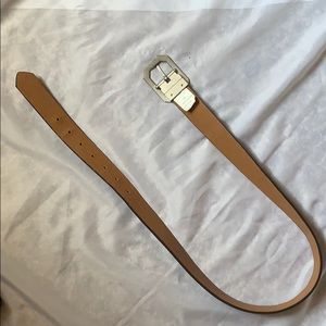 ✨3/$20 Jessica Simpson Reversible Belt